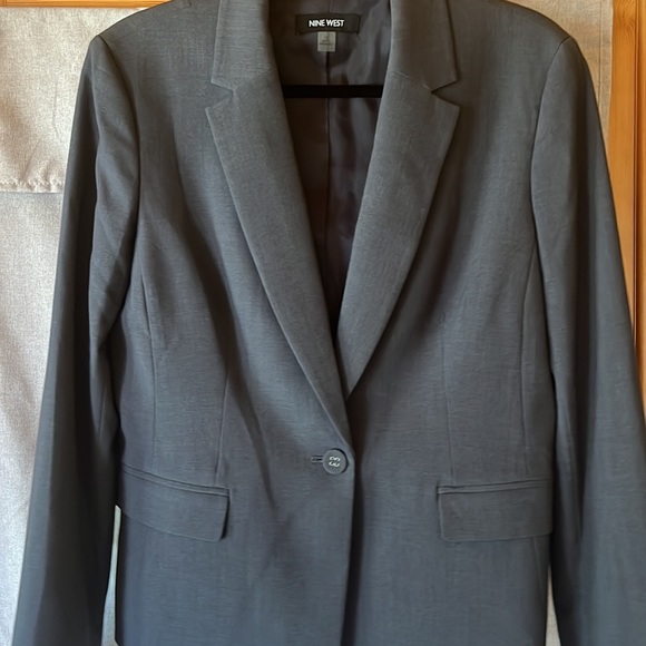 Nine west business suit - Picture 2 of 5